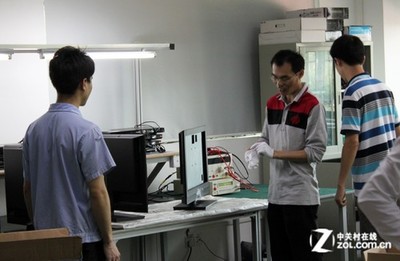 新品迭出，技术革新 液晶电视市场动态与趋势解析